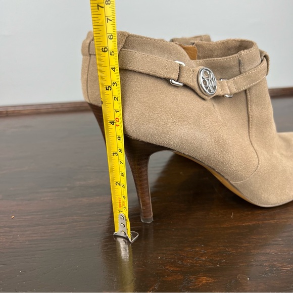 Coach Boots Womens Ankle Booties Size 9.5 Taupe Suede High Heels - Picture 16 of 16